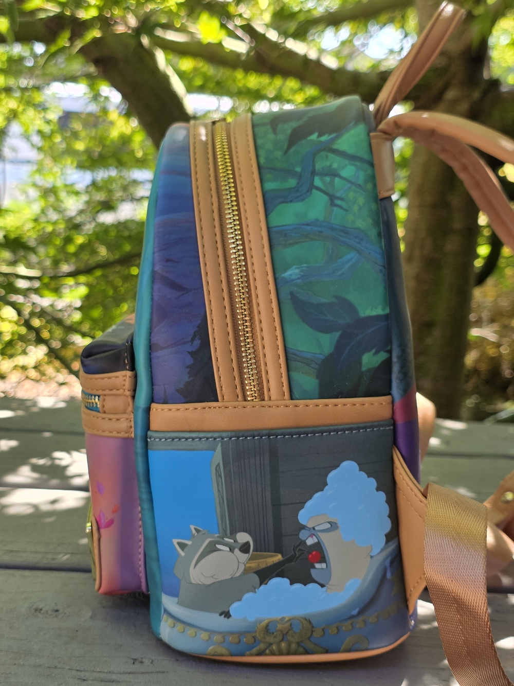 Disney Loungefly Pocahontas Mini Backpack - Picture 6 of 9